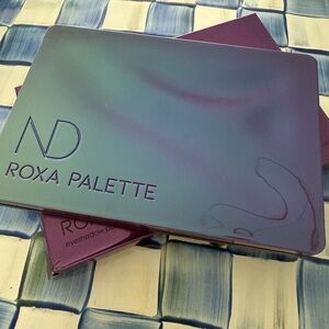 Natasha Denona Purple Eyeshadow Palette